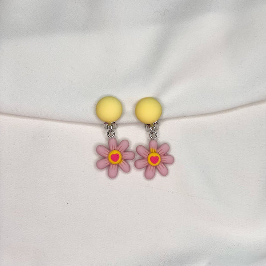 Clip-on oorbellen 7 paar oorclips voor meisjes geen piercing plastic sieraden aankleden oorbellen set Clip-on oorbellen 7 paar oorclips voor meisjes geen piercing plastic sieraden aankleden oorbellen set